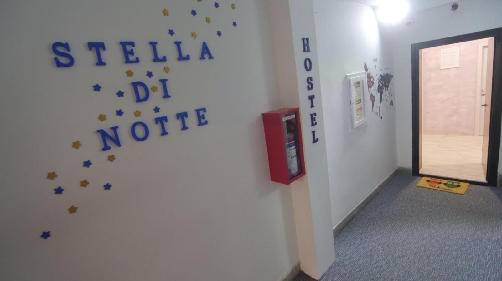 Ostello Stella Di Notte Vip Belgrado Esterno foto